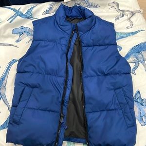 OLDNAVY BOYS VEST SIZE 6-7